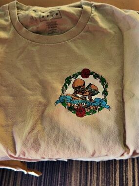 Sam & Colby XPLR Forever- Kissing Skeleton Graphic Tee with Roses / Tan